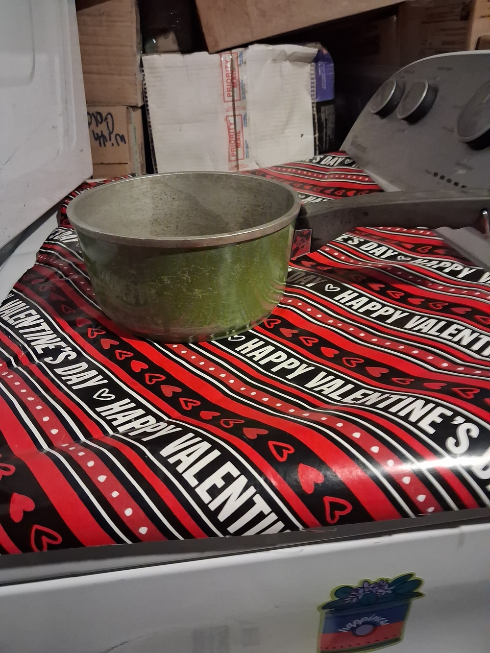 Club Aluminum Avocado Green Saucepan.